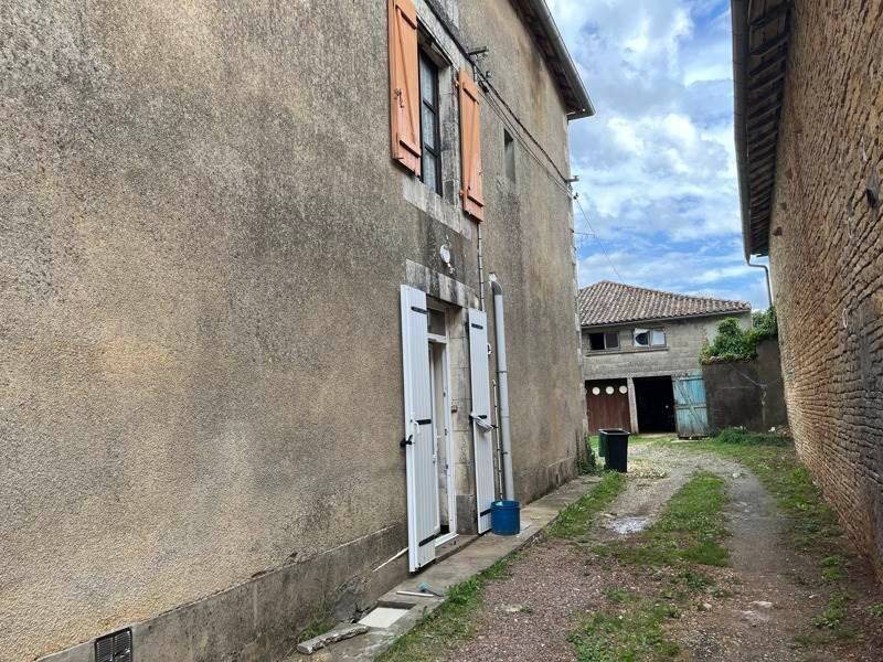 Maison à vendre, 213m², Lezay
