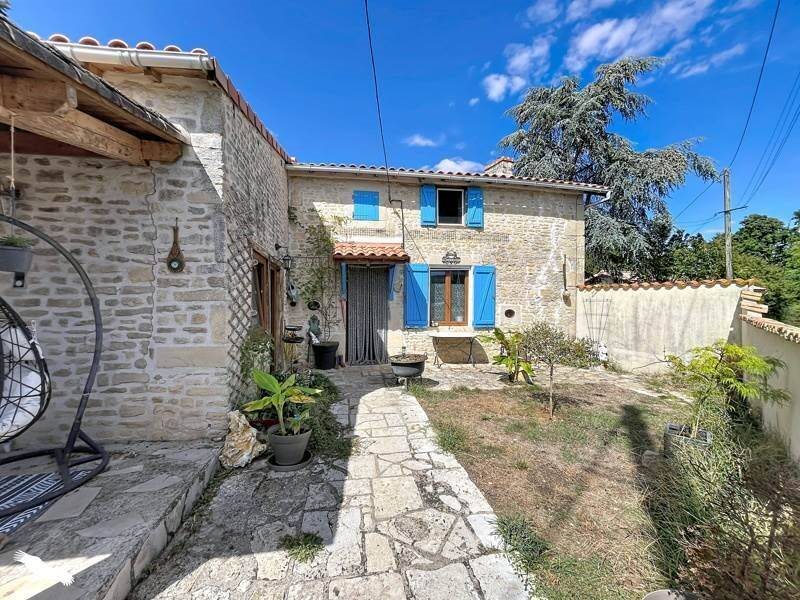 Maison à vendre, 91m², Saint-Coutant