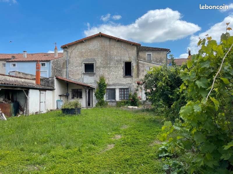 Maison à vendre, 146m², Brioux-sur-Boutonne
