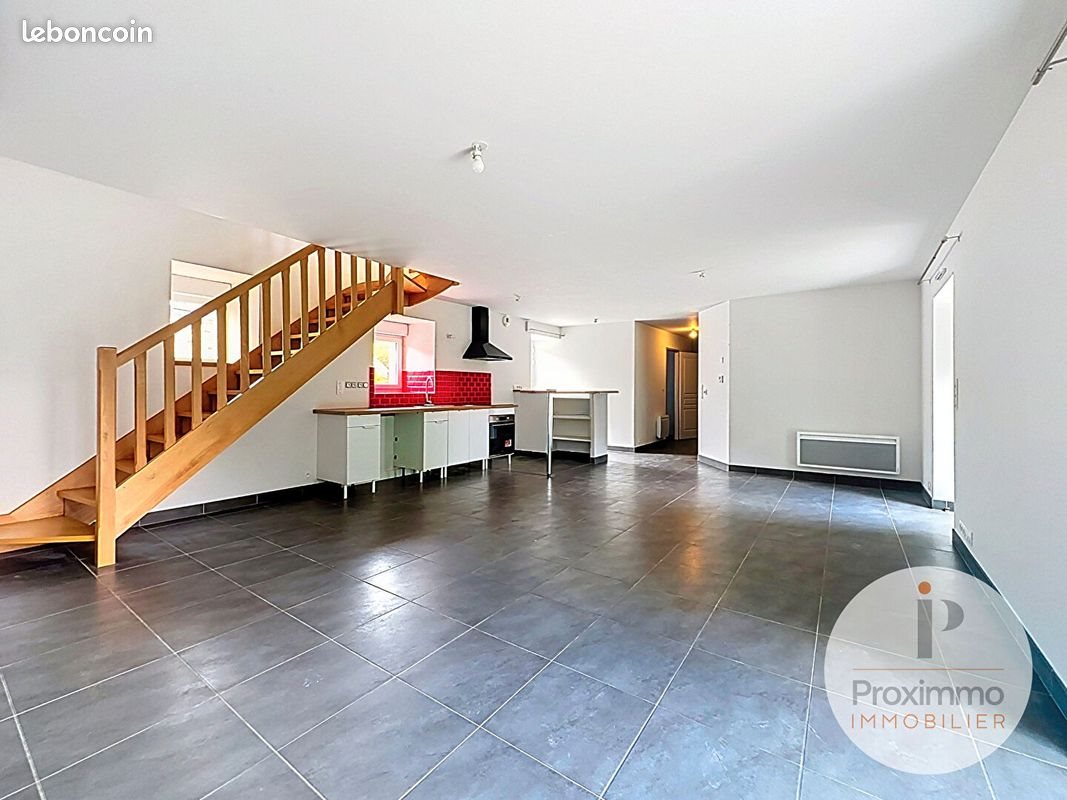 Maison à louer, 109m², Questembert