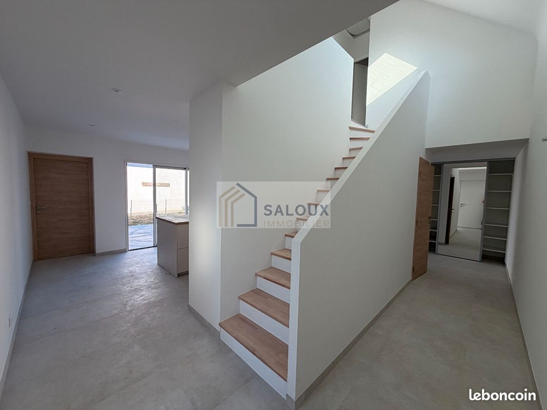 Maison à louer, 141m², Arzal