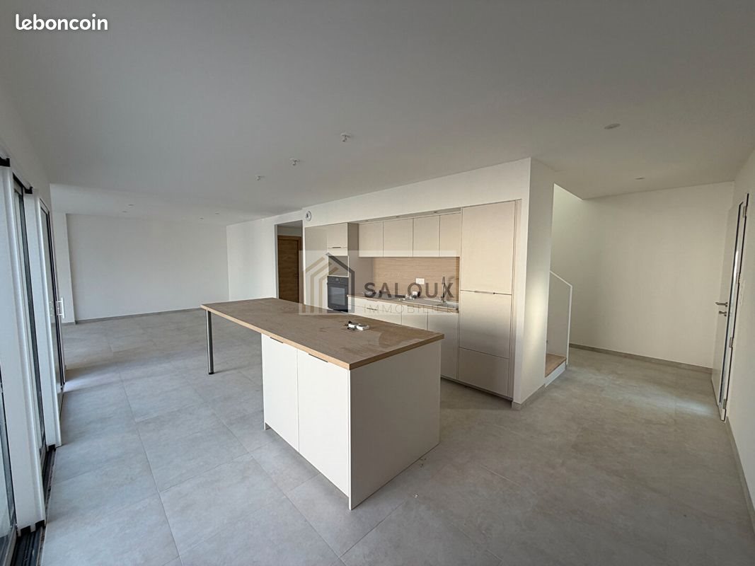 Maison à louer, 141m², Arzal