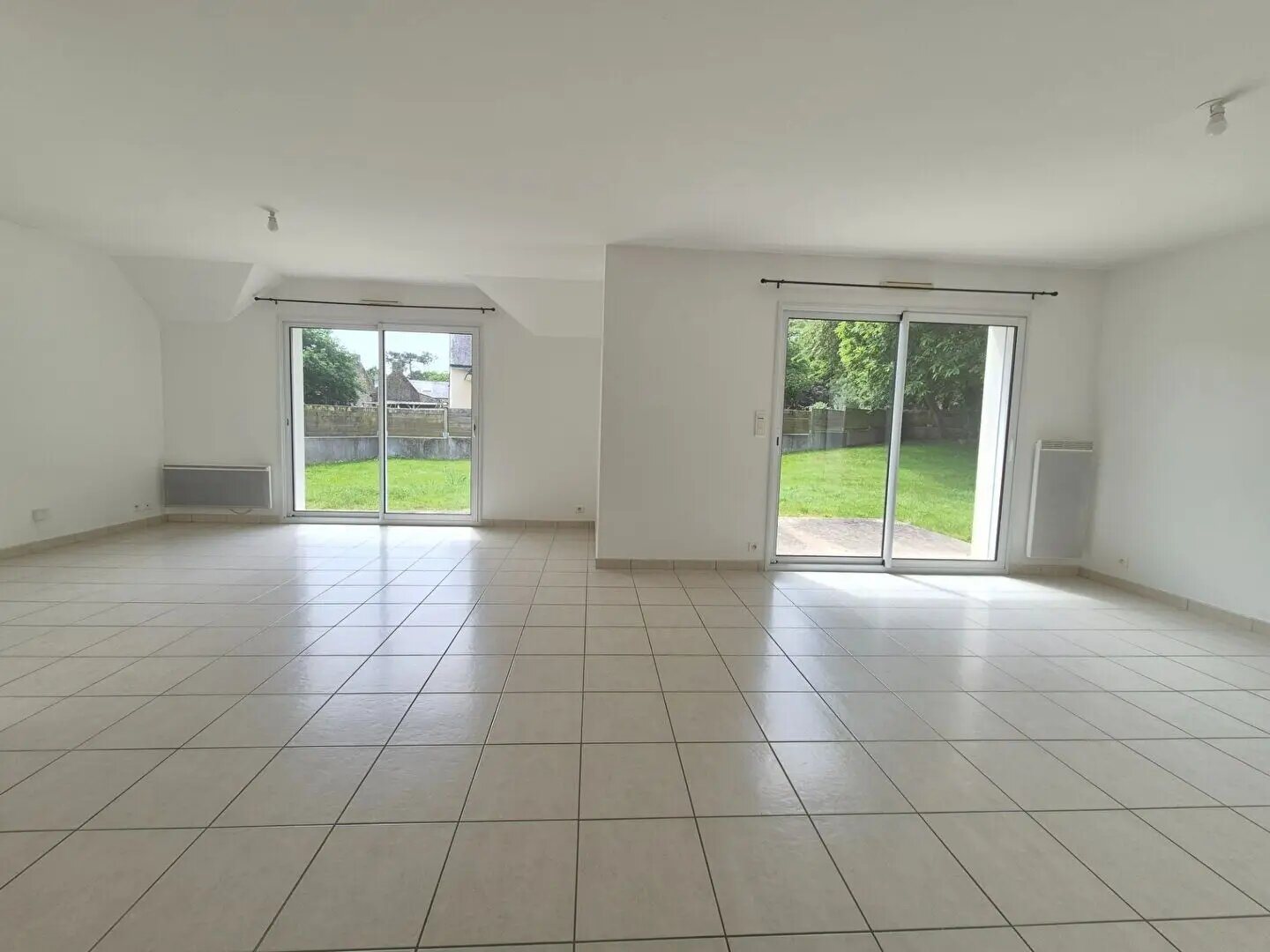 Maison à vendre, 102m², Plougoumelen
