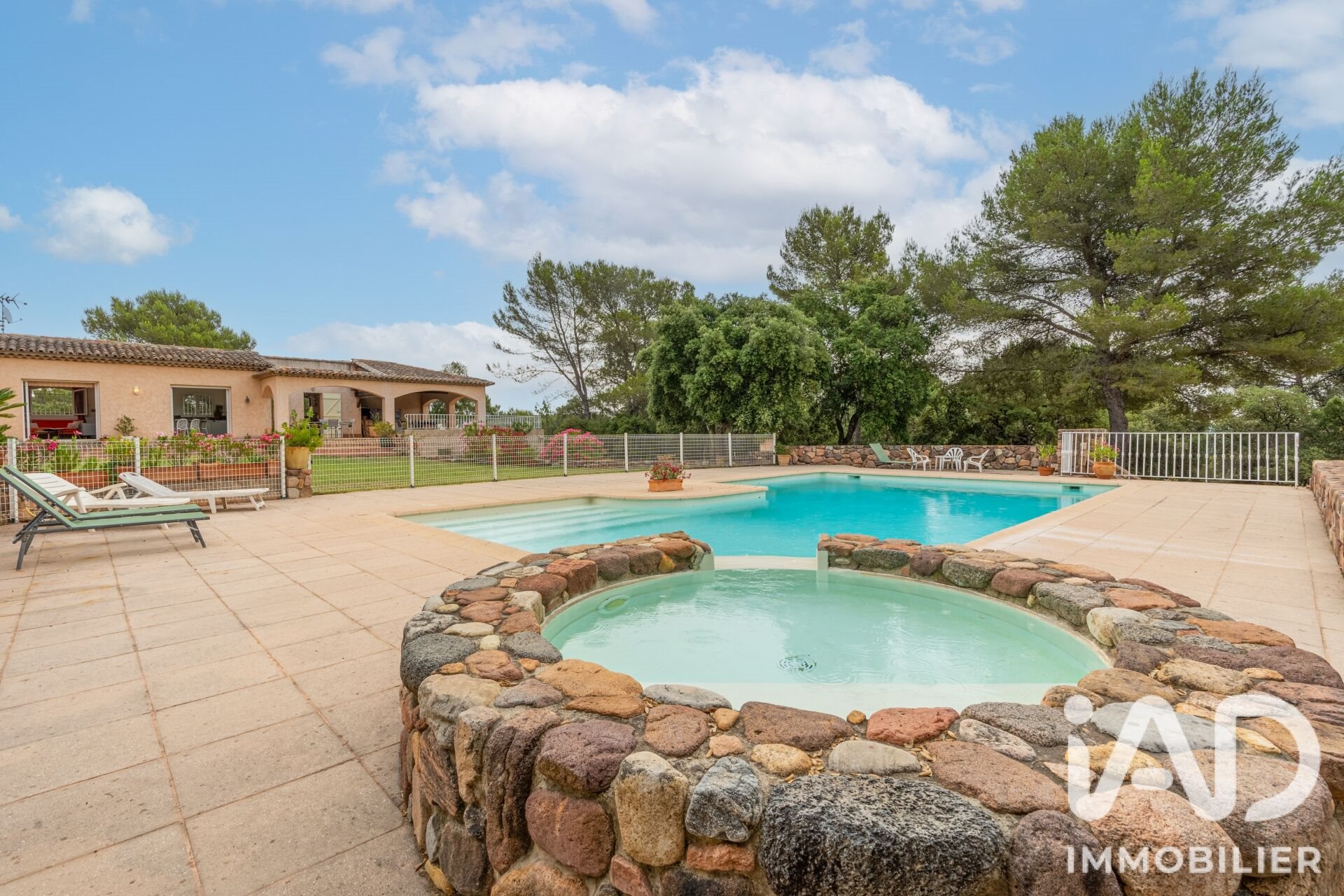 Maison à vendre, 200m², Roquebrune-sur-Argens