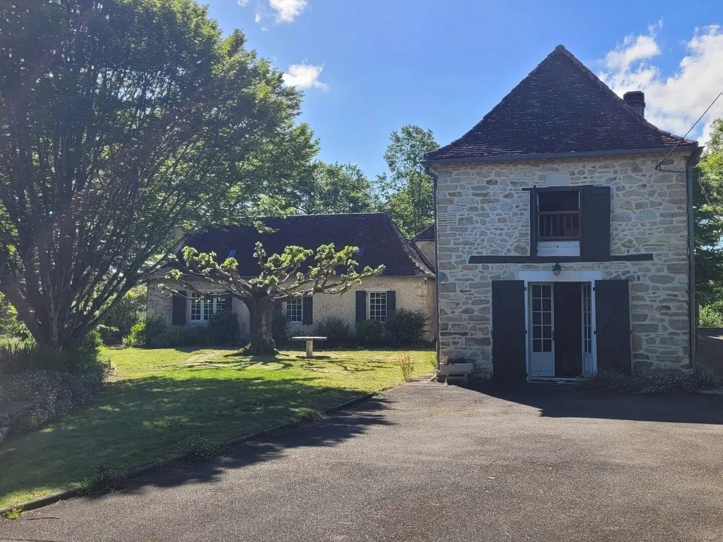 Maison à vendre, 460m², Sauveterre-de-Béarn
