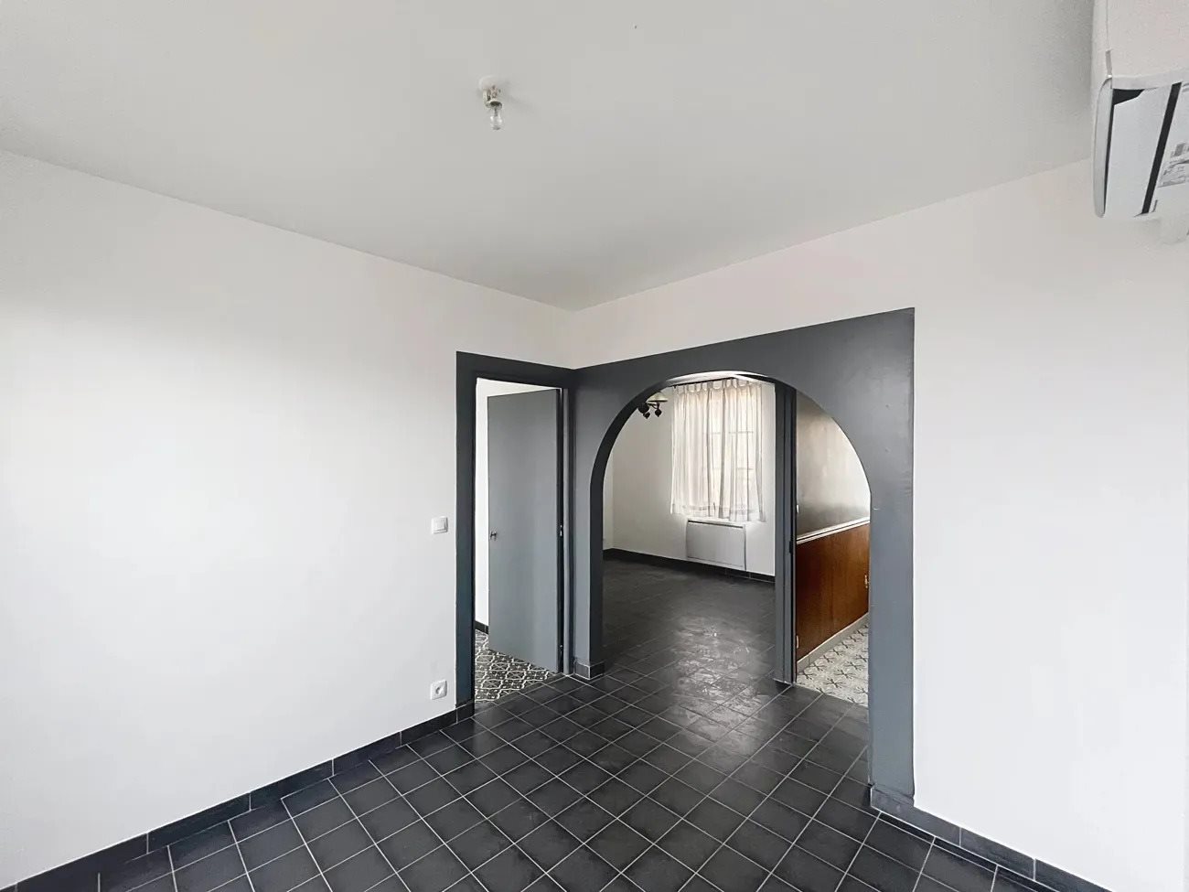 Maison à vendre, NaNm², Laon