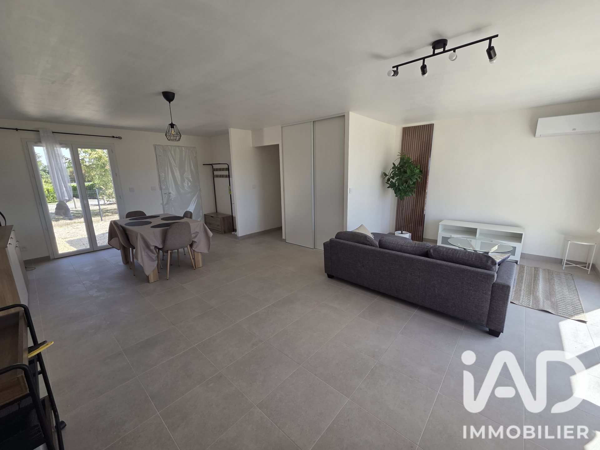 Maison à louer, 86m², Réaux