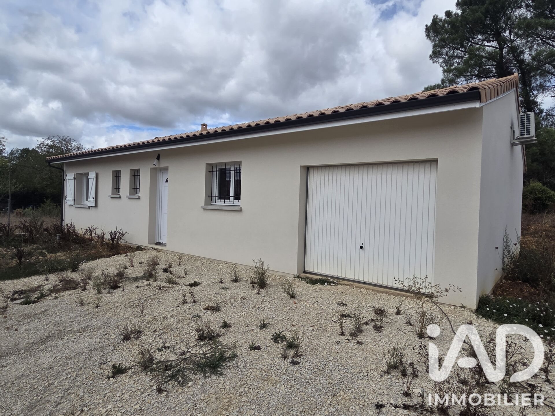 Maison à vendre, 77m², Montguyon