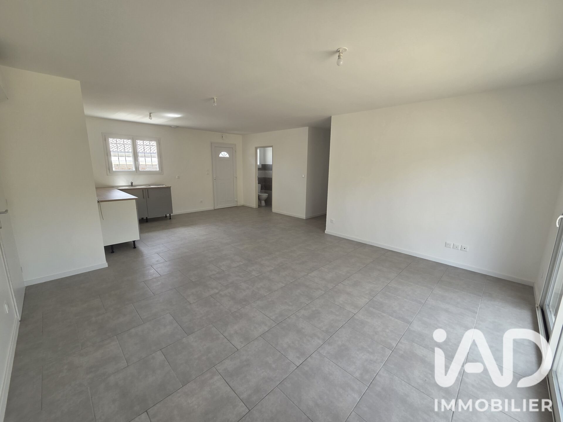 Maison à vendre, 77m², Montguyon