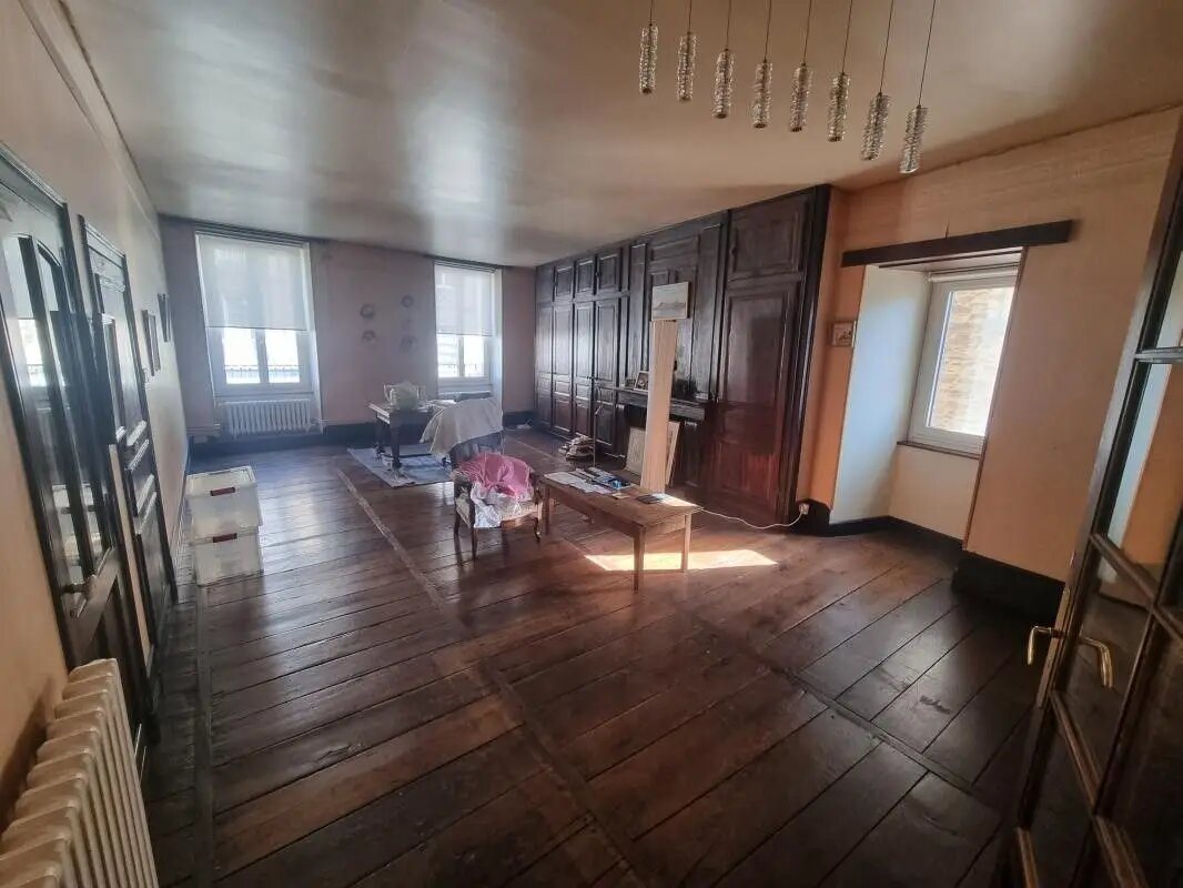 Maison à vendre, 140m², Saint-Yrieix-la-Perche