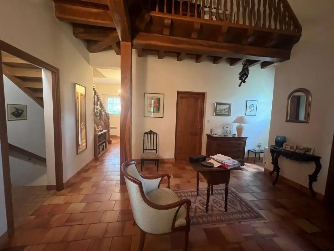 Maison à vendre, 241m², Saint-Yrieix-la-Perche