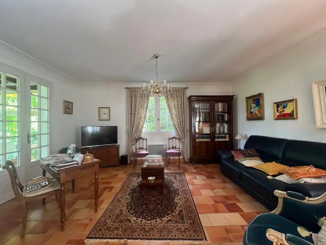 Maison à vendre, 241m², Saint-Yrieix-la-Perche