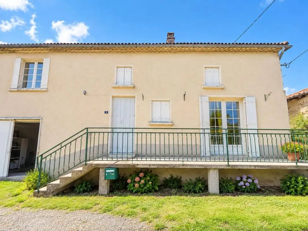 Maison à vendre, 108m², Nantheuil