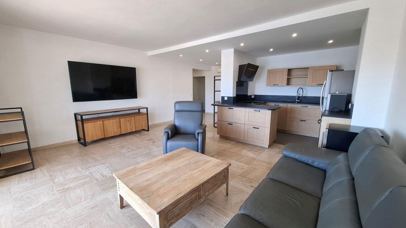 Appartement à vendre, 75m², Hyères
