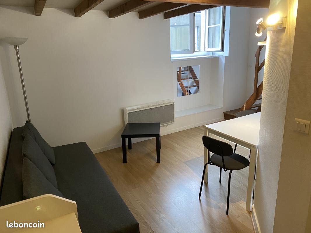 Appartement à louer, 19m², Nantes