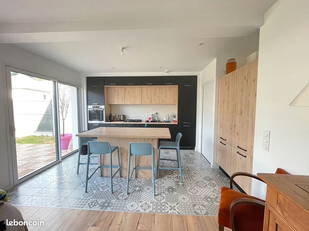 Maison à louer, 152m², Melesse