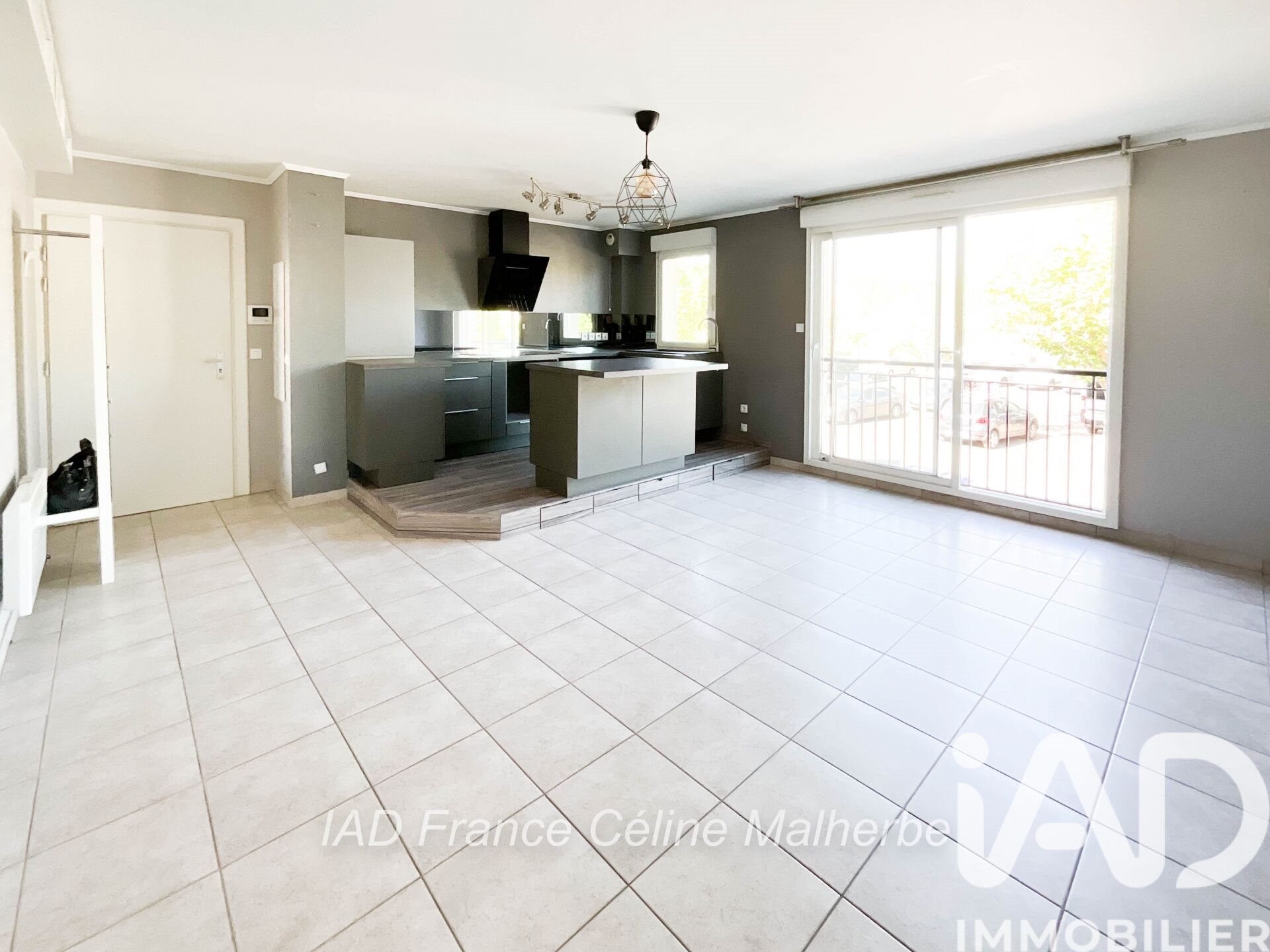 Appartement à vendre, 57m², Mantes-la-Ville