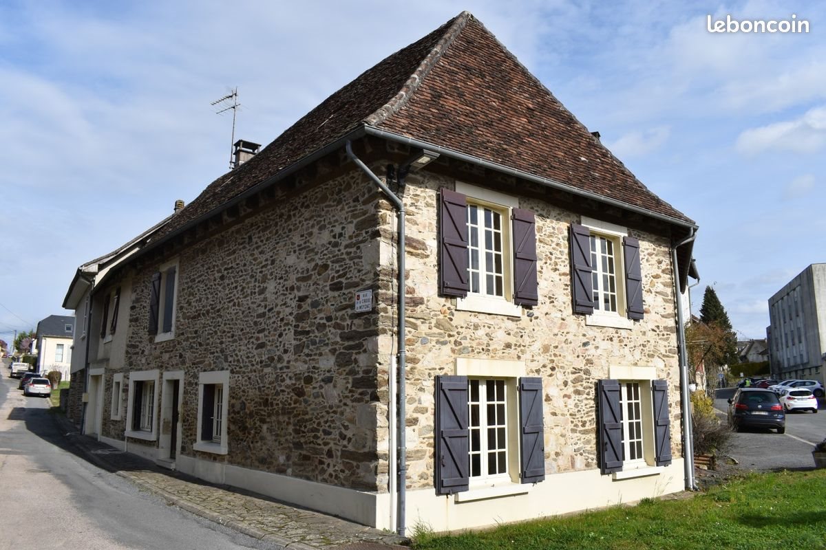 Maison à vendre, 231m², Lubersac