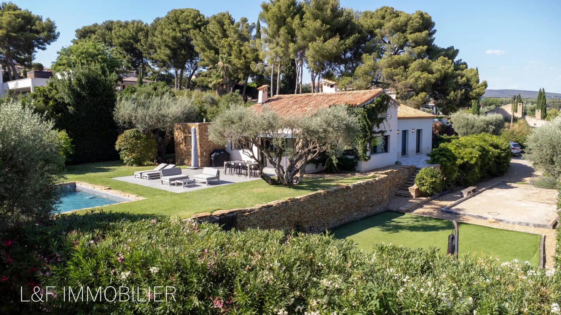 Maison à vendre, 454m², Saint-Cyr-sur-Mer
