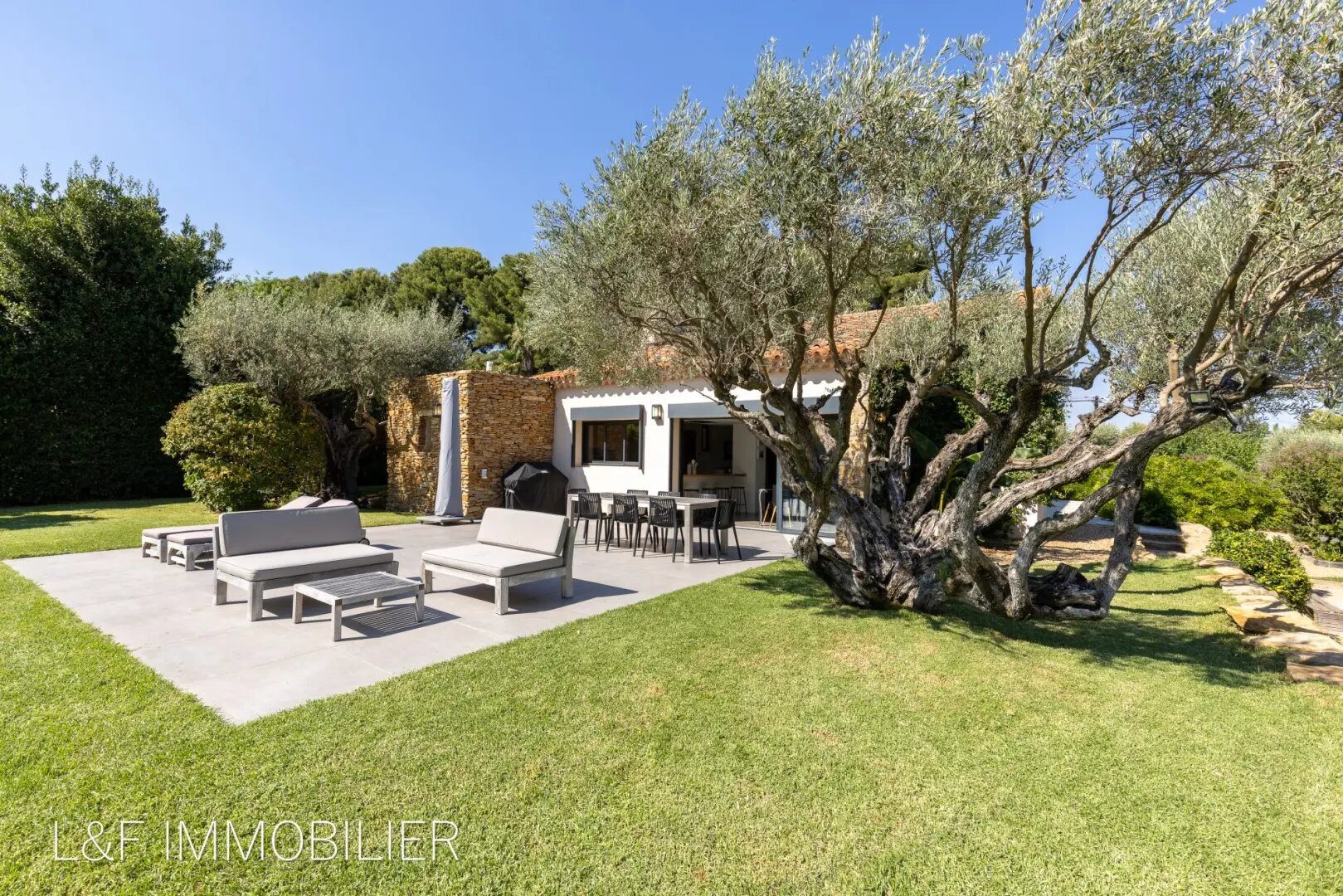 Maison à vendre, 454m², Saint-Cyr-sur-Mer
