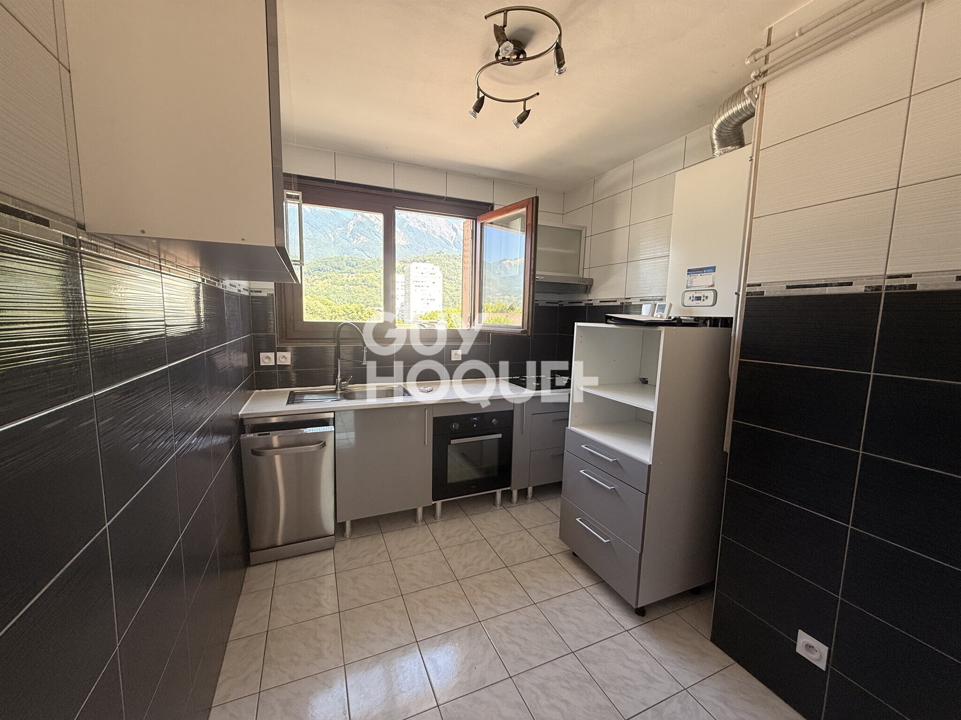 Appartement à louer, 61m², Albertville