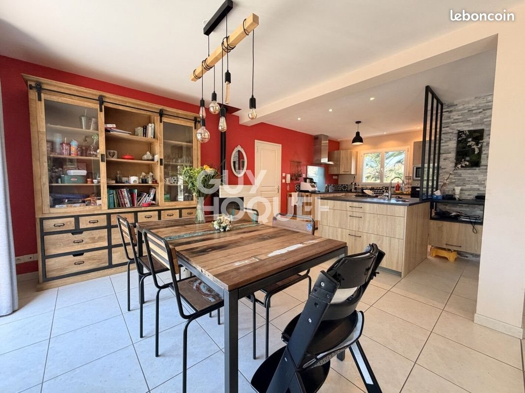Maison à vendre, 148m², Monceaux-en-Bessin
