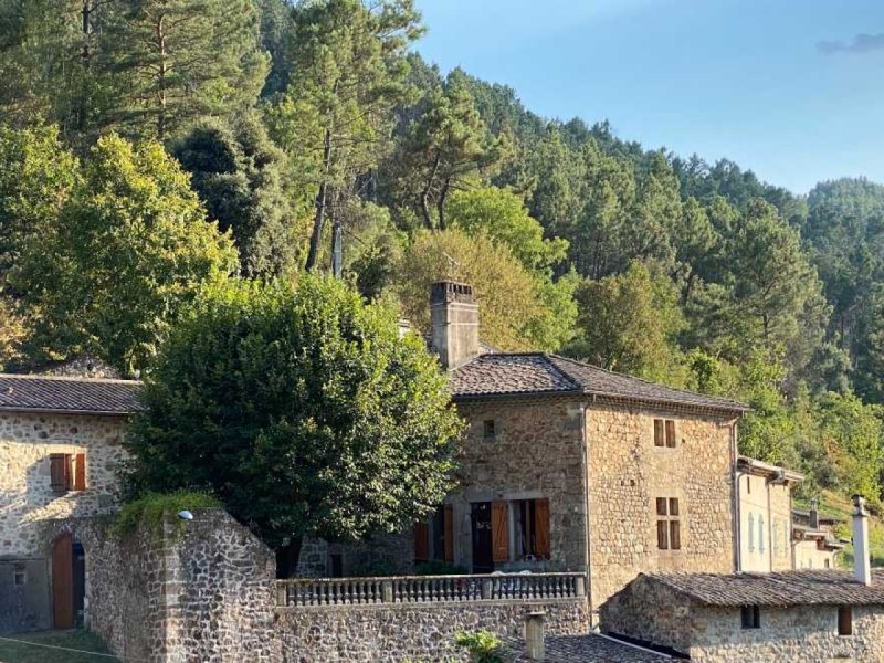 Maison à vendre, 4m², Saint-Sauveur-de-Montagut