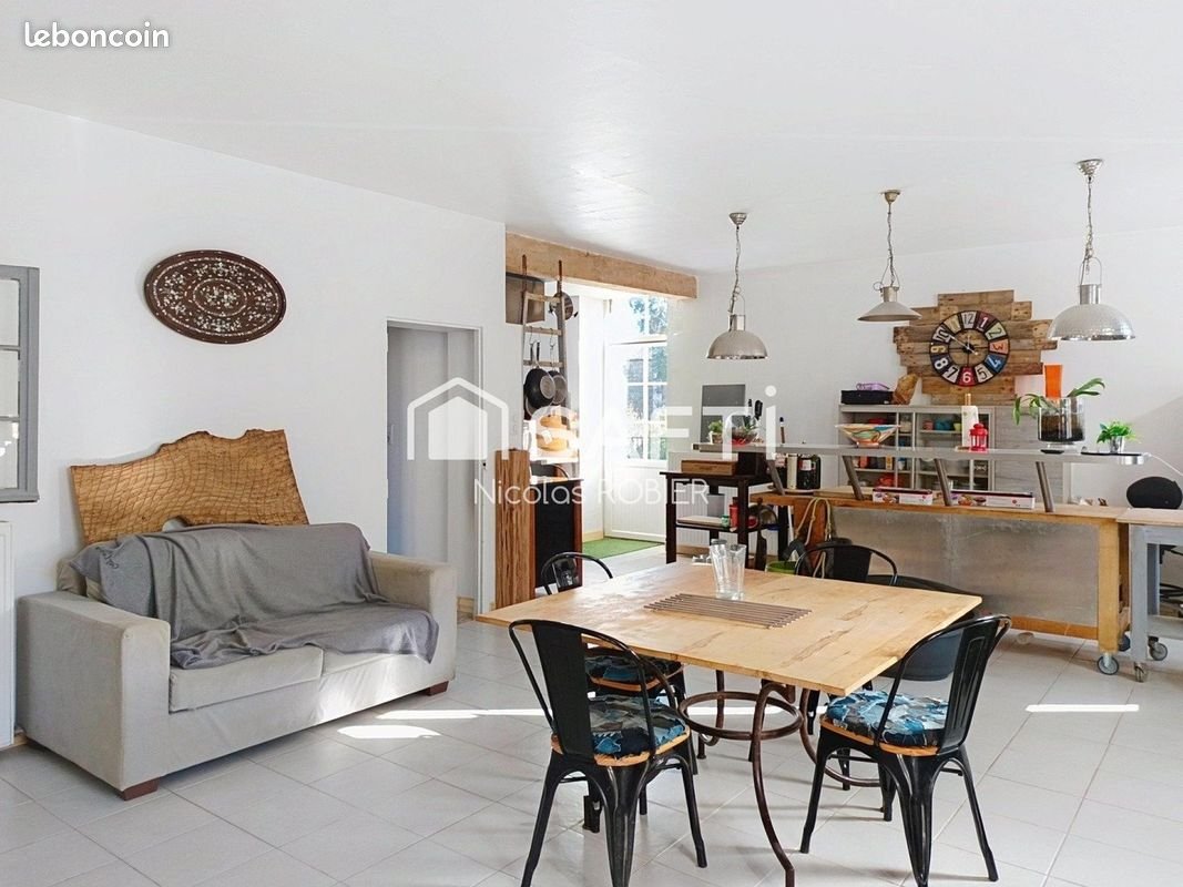 Maison à vendre, 290m², Le Vanneau-Irleau