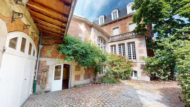 Maison à louer, 306m², Moulins
