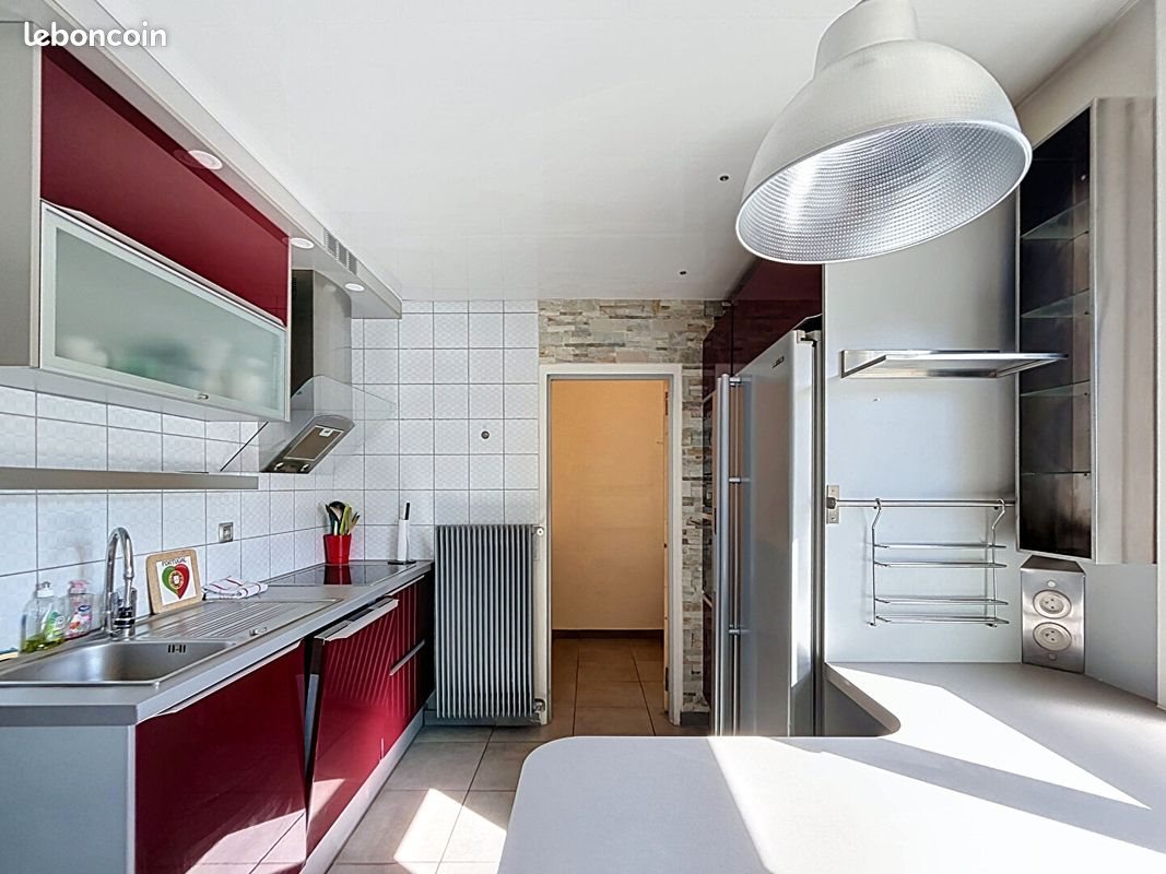 Appartement à louer, 78m², Reims