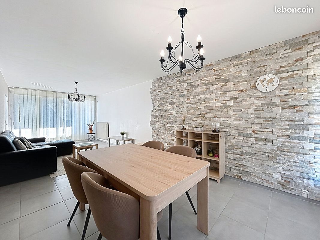 Appartement à louer, 78m², Reims