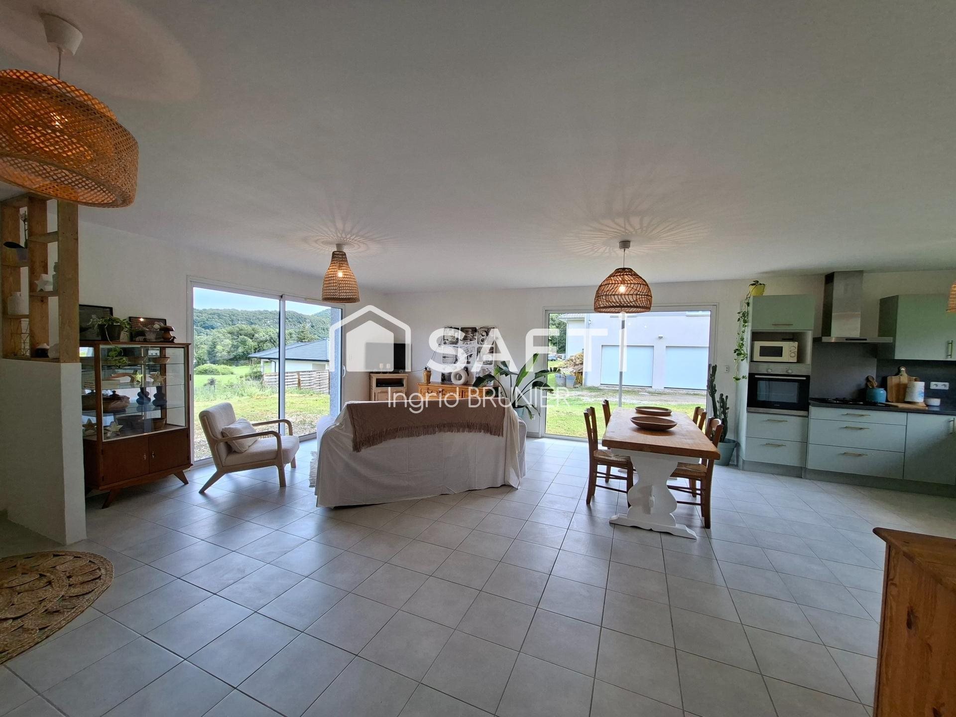 Maison à vendre, 85m², Saint-Pierre-de-Curtille