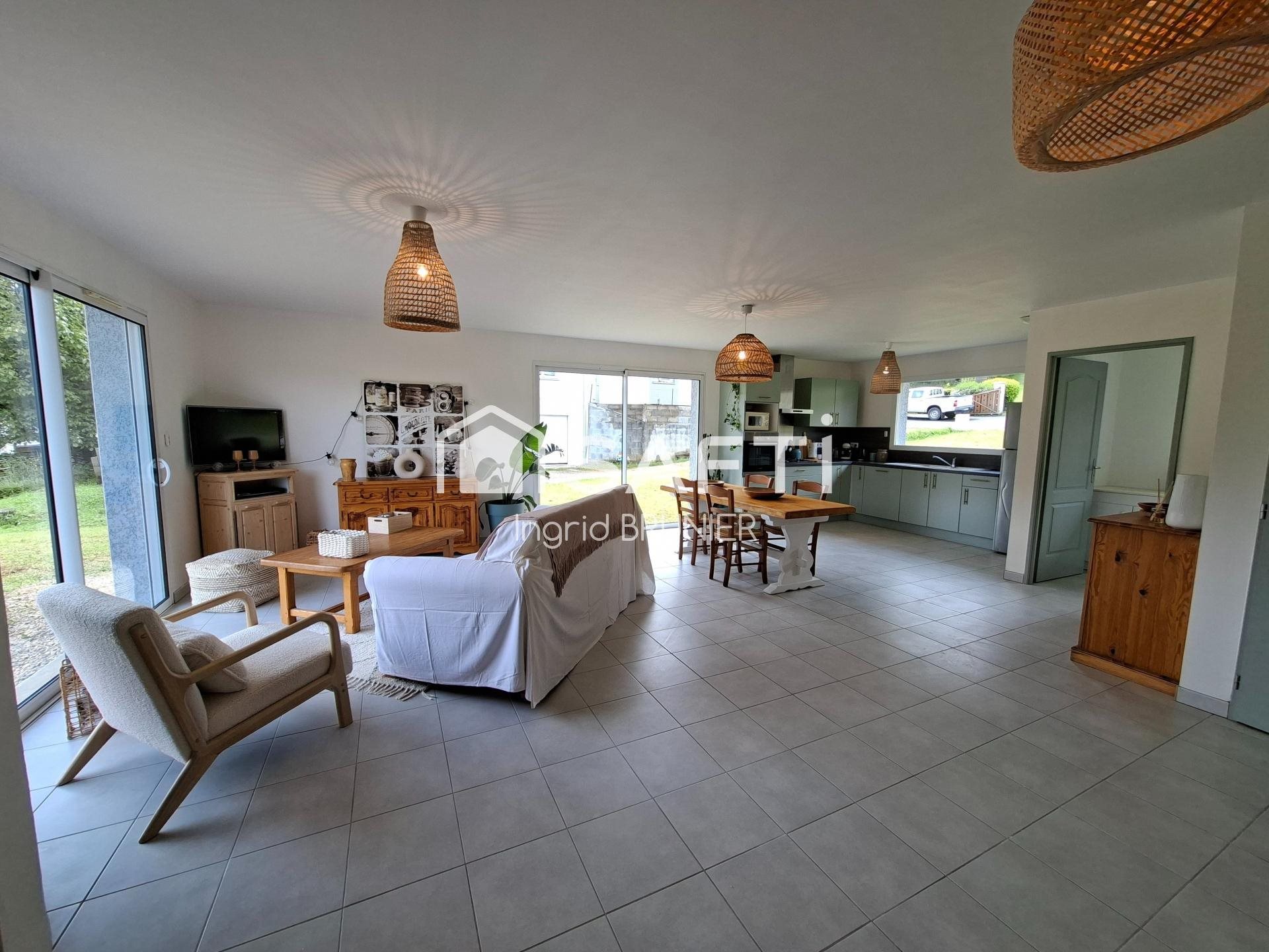 Maison à vendre, 85m², Saint-Pierre-de-Curtille