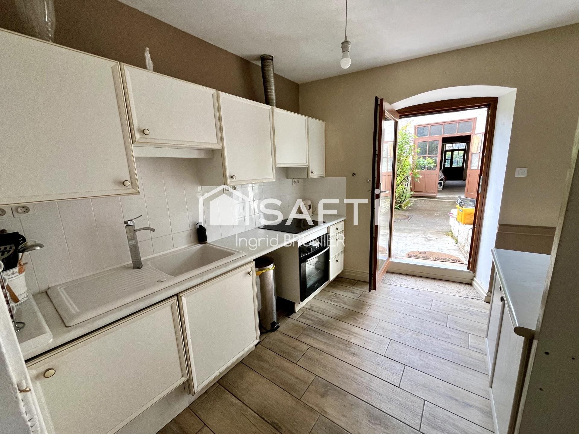 Maison à vendre, 120m², Yenne