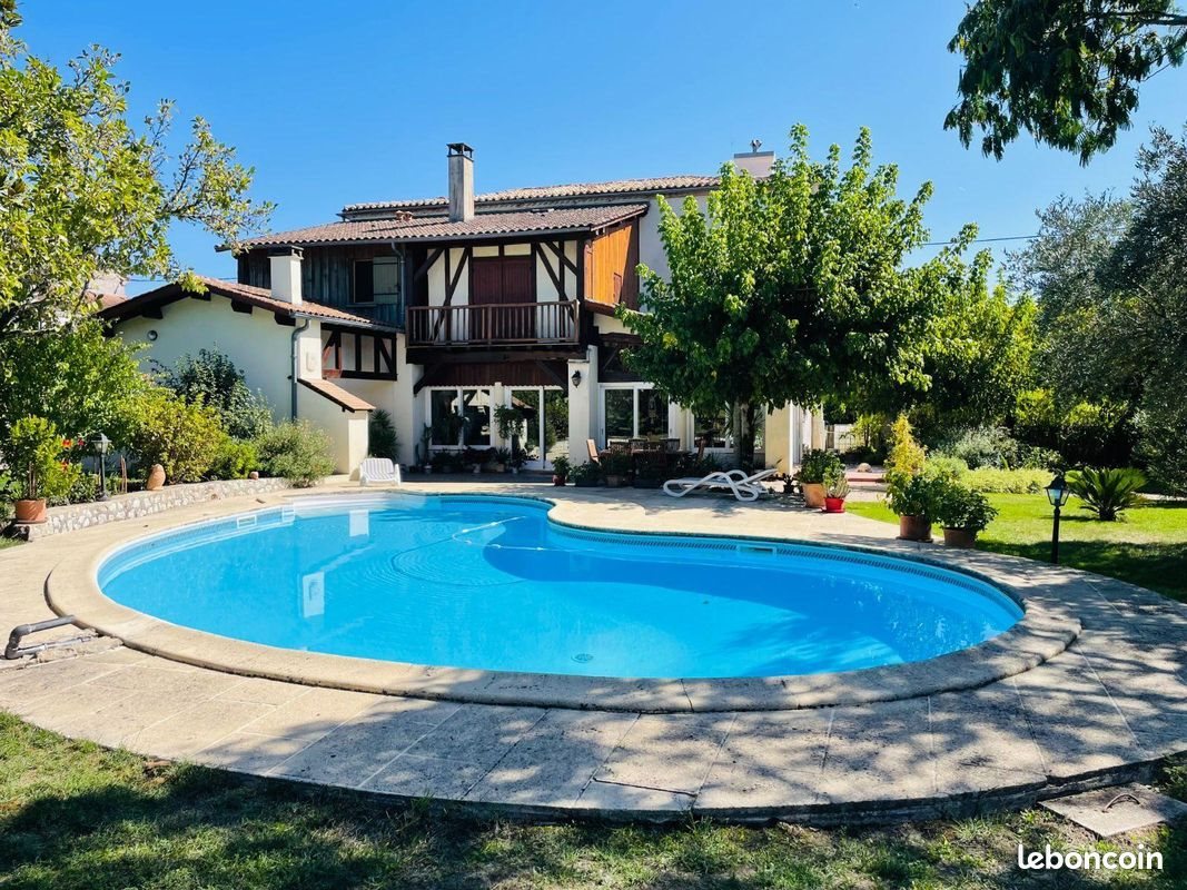 Maison à vendre, 352m², Bazas