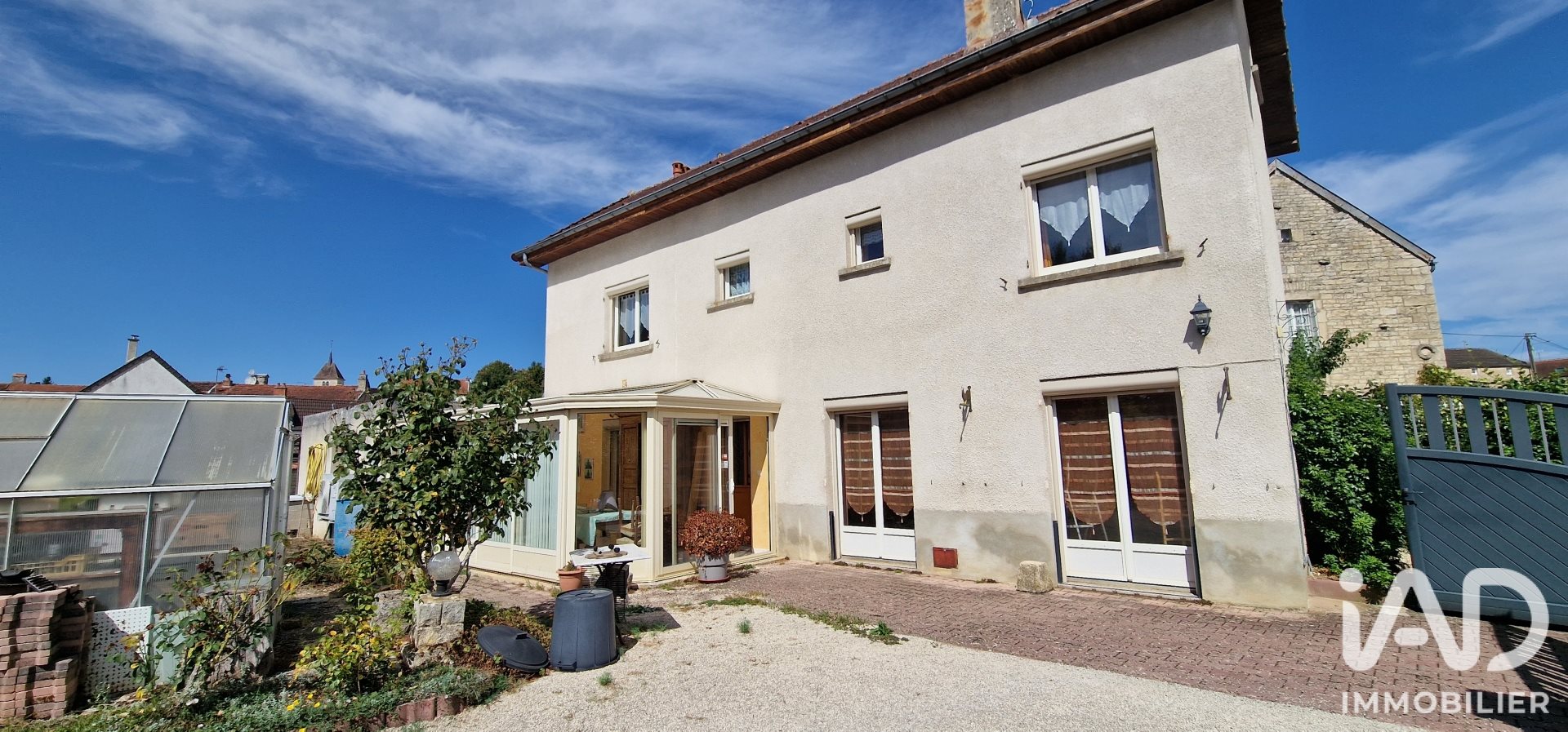 Maison à vendre, 117m², Lézinnes