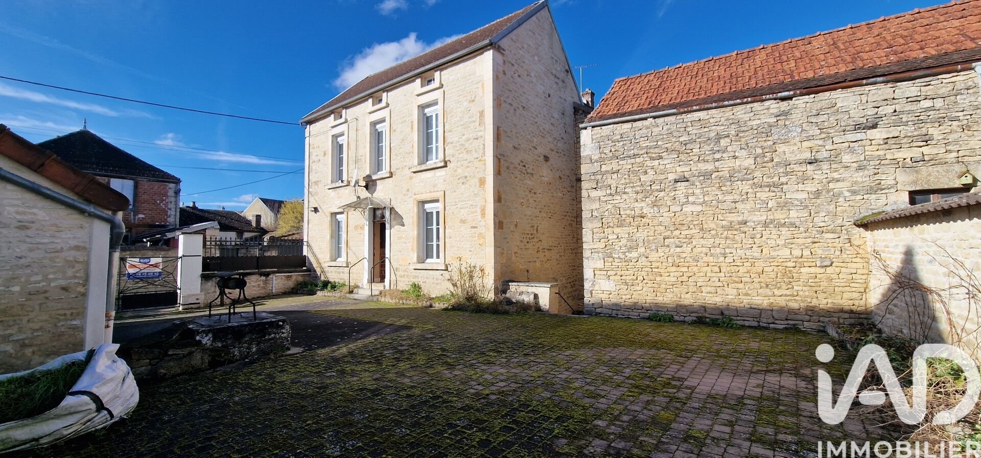Maison à vendre, 122m², Lézinnes