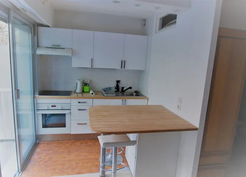 Appartement à louer, 29m², Antibes