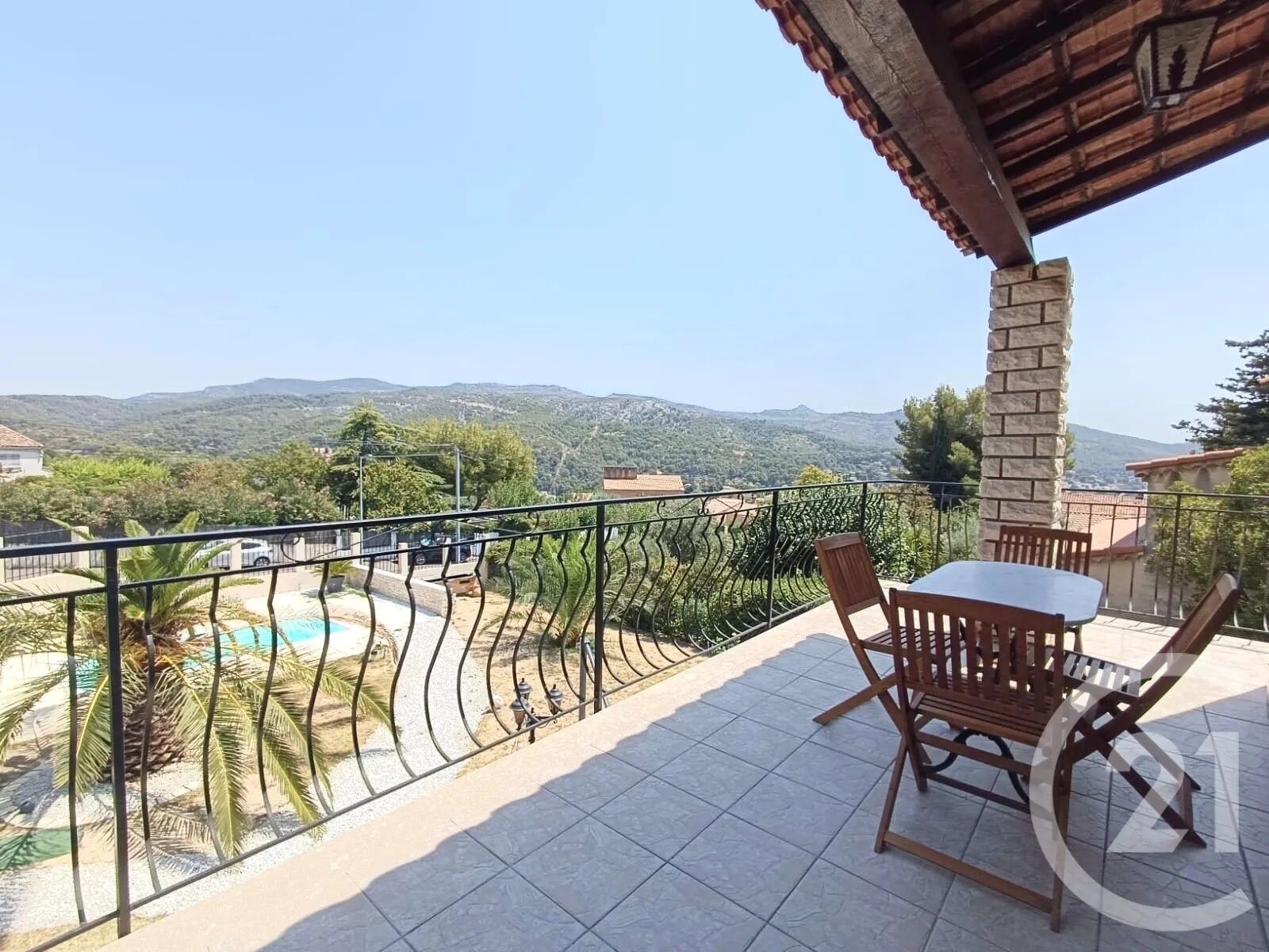 Appartement à louer, 85m², Allauch