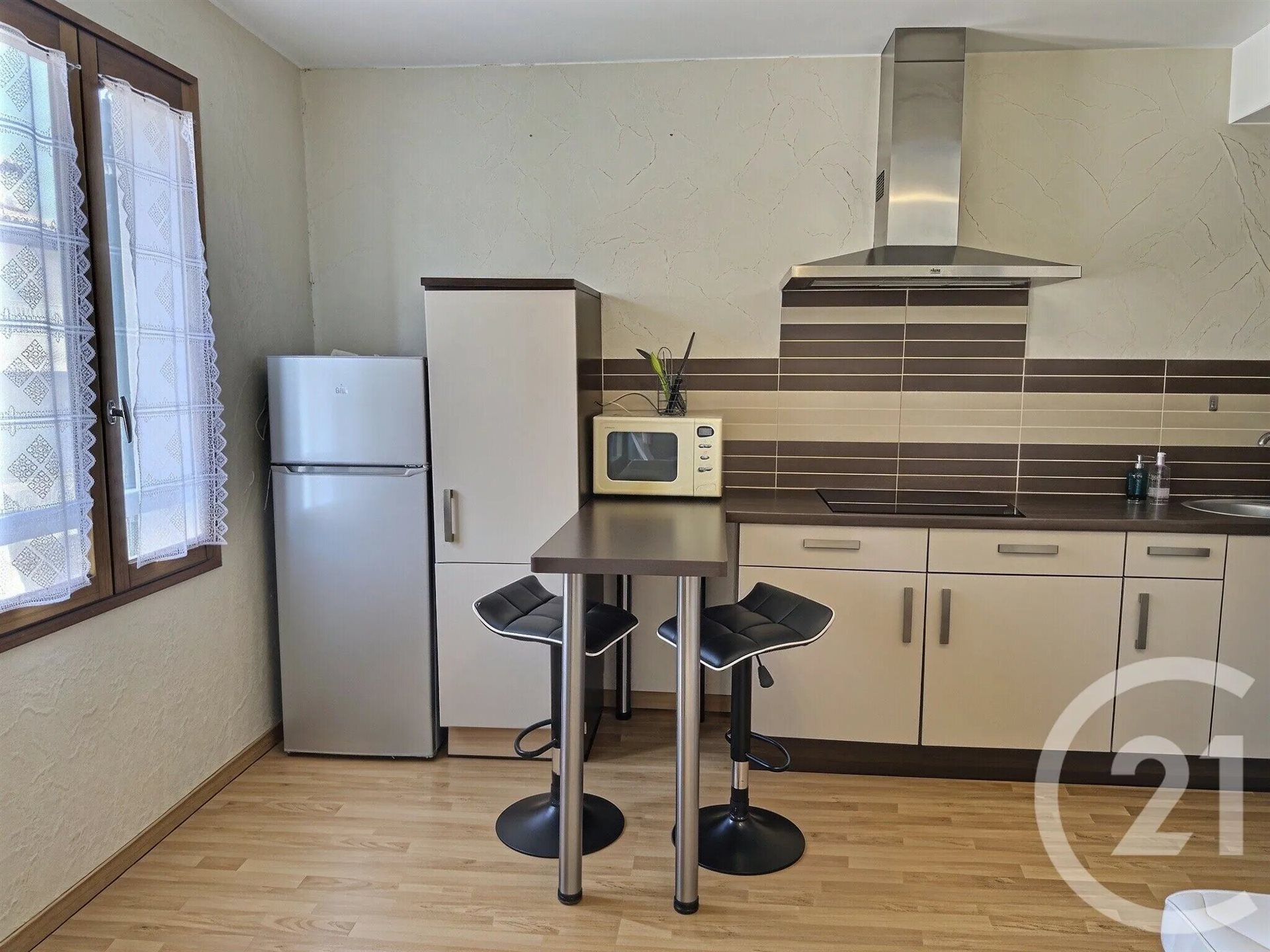 Appartement à louer, 23m², La Londe-les-Maures