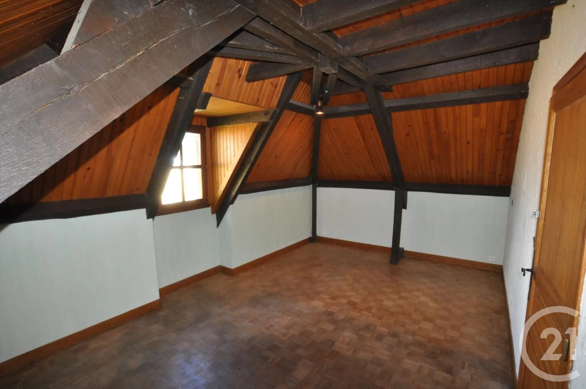 Maison à louer, 192m², Pont-de-Salars