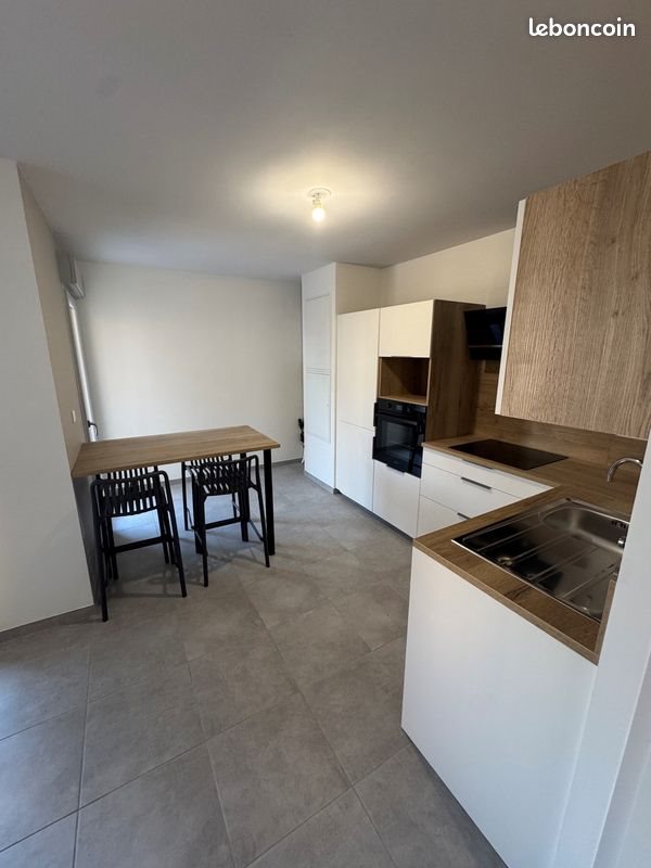 Appartement à louer, 43m², Luc-la-Primaube
