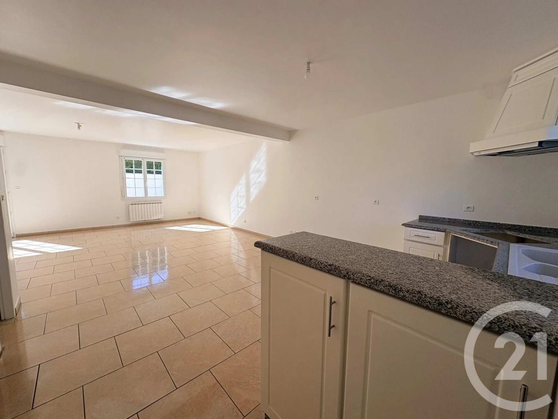 Maison à louer, 94m², Saint-Ay