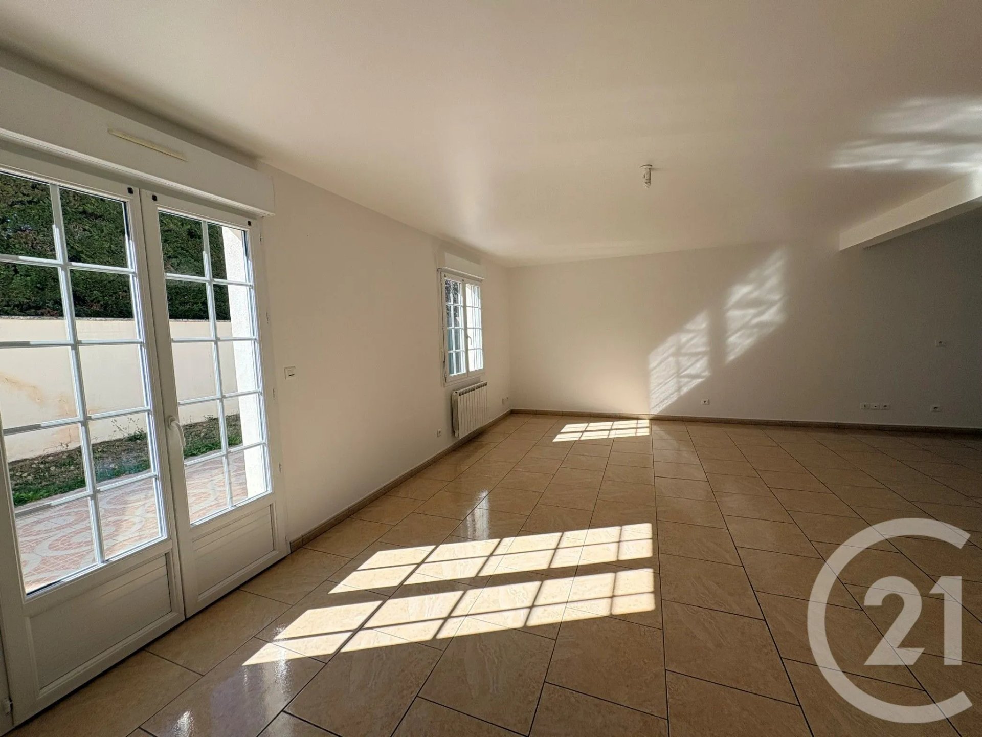 Maison à louer, 94m², Saint-Ay