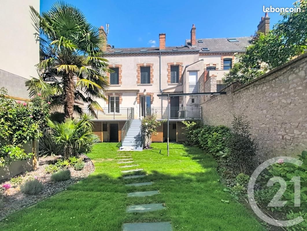 Maison à louer, 289m², Orléans
