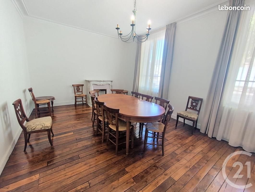 Maison à louer, 289m², Orléans