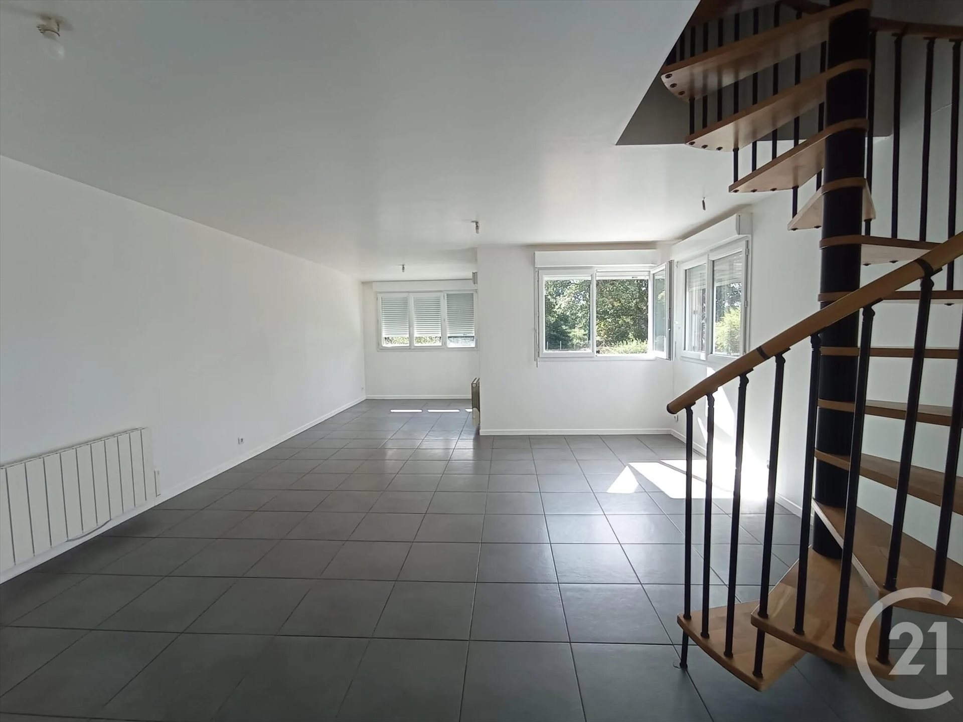 Maison à louer, 90m², Cuillé