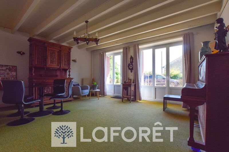 Maison à vendre, 193m², Mortagne-sur-Gironde