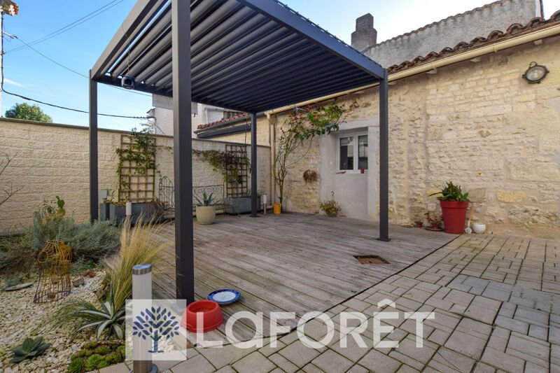 Maison à vendre, 203m², Mortagne-sur-Gironde