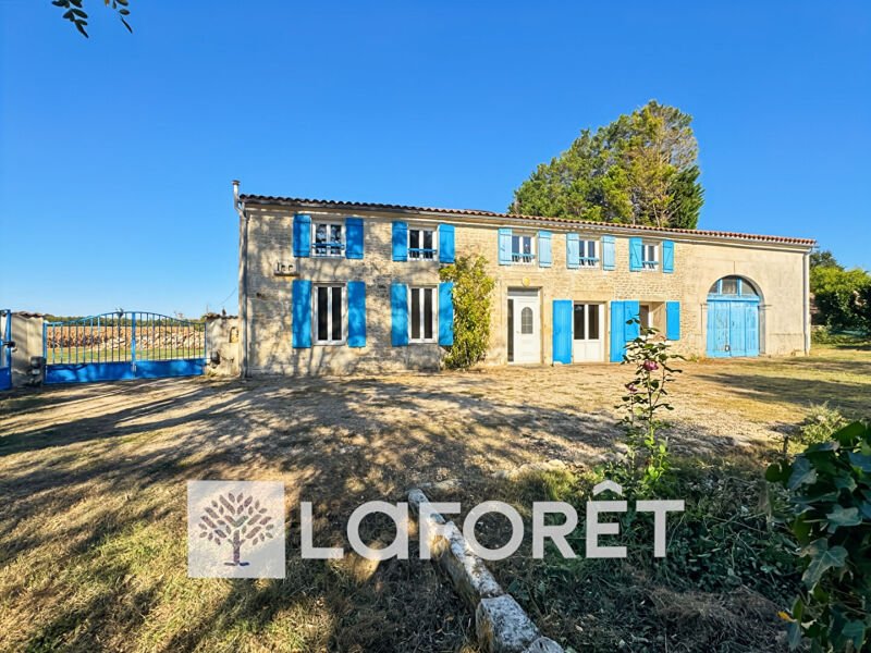 Maison à vendre, 241m², Saint-Genis-de-Saintonge